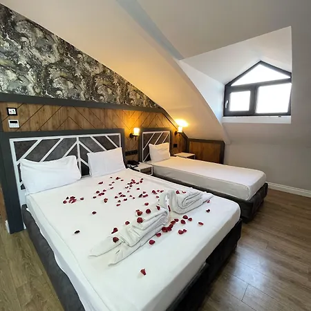Grand Nergiz Hotel 3*