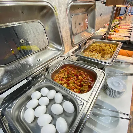 ホテル Grand Nergiz