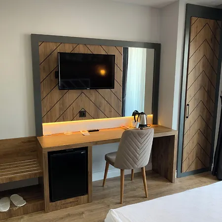 Hotel Grand Nergiz 3*