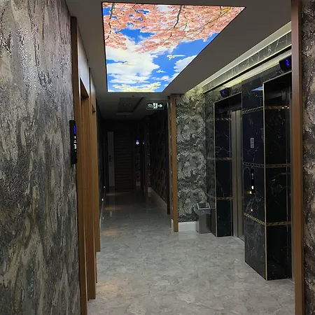 Grand Nergiz Hotel 3*